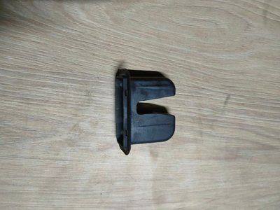 Накладка замка багажника Volkswagen Passat B6,  2007 р., седан, 3C5827520B, б.в. 3C5827520B фото