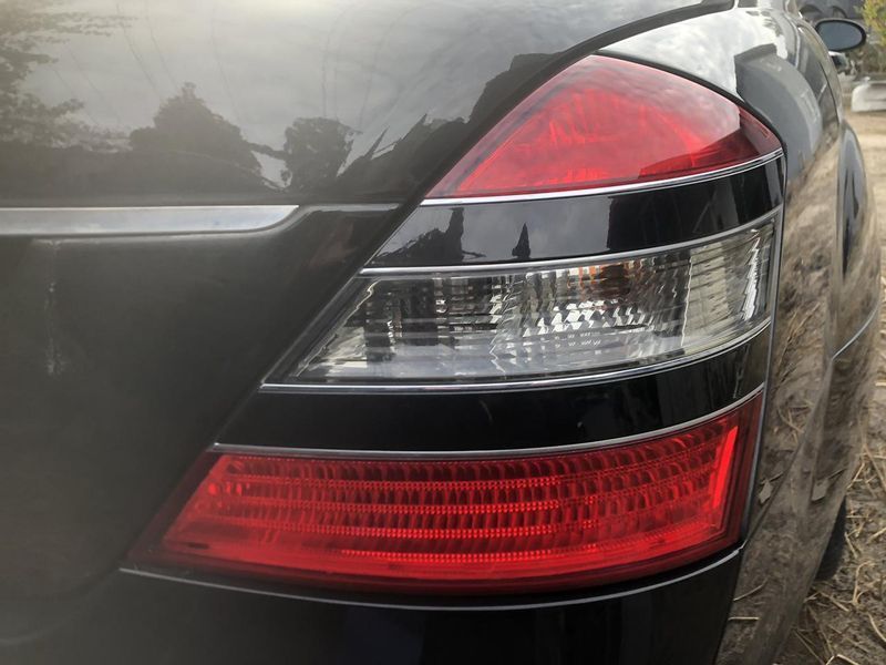 Задний правый фонарь 2218200266 Mercedes 221, б.у 2218200266 фото