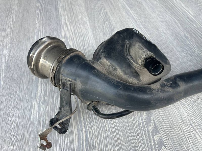 Горловина паливного бака Mercedes W211 E-class, 2114701720, б.в. 2114701720 фото
