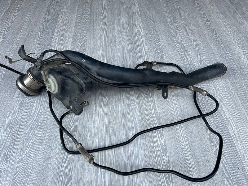 Горловина паливного бака Mercedes W211 E-class, 2114701720, б.в. 2114701720 фото