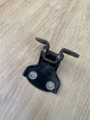Петля задней левой двери верхняя Chevrolet Epica 2006-2012 г., седан,б.у 96326807 96326807 фото