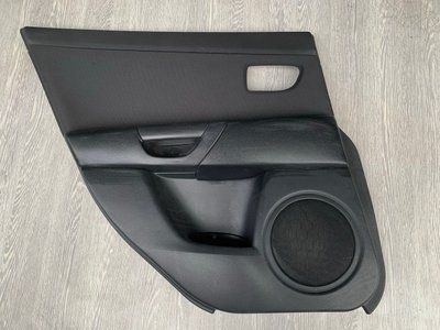 Карта задних левых дверей Mazda 3 BK, хэтчбек, 2003-2009 г., BP4K68550, б.у. BP4K68550 фото