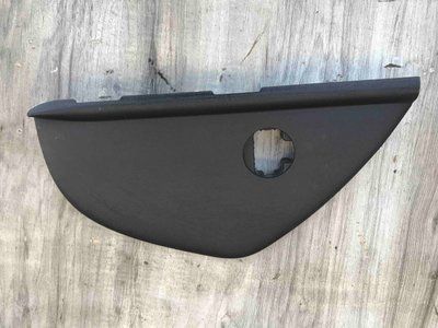 Накладка торпедо  права Hyundai i30 2007-2012 р, б.в. 84716-2R900 84716-2R900 фото