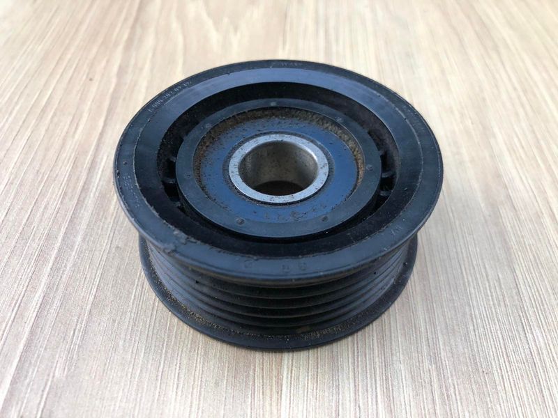 Ролик приводного ремня паразитный 0002020919 Mercedes W251, R-class, б.у. 0002020919 фото