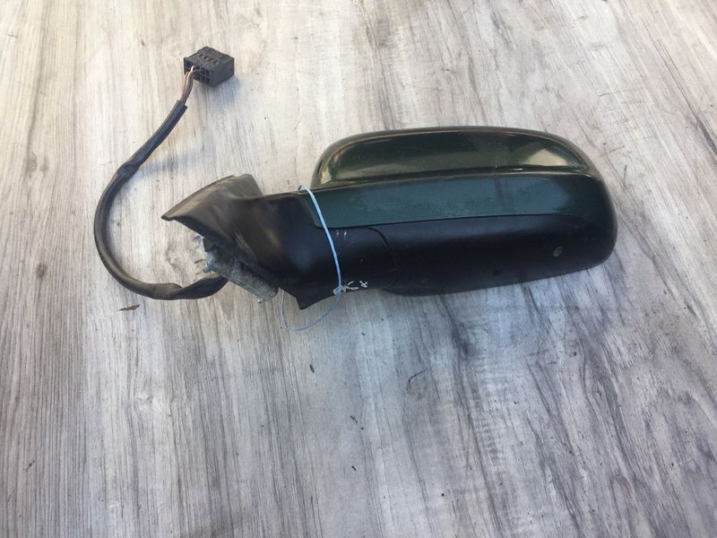 Дзеркало заднього виду ліве Volkswagen B5, б.в. 4567789900 фото