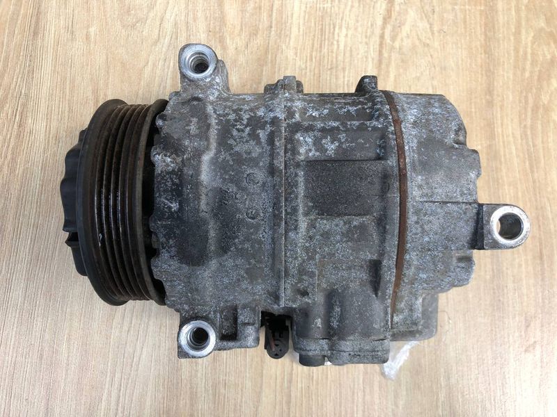 Компресор кондиціонера Mercedes C-class w203 2.0 бензин, б.в. 0022308111 0022308111 фото