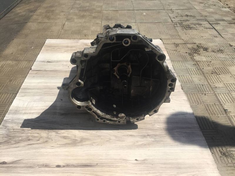 Коробка передач Volkswagen Passat B5, б.у. 46365 фото