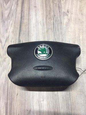 Подушка безопасности водителя 3U0880201D Skoda Superb, б.у. 3U0880201D фото