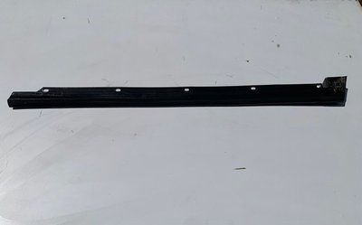 Молдинг заднього лівого скла зовнішній Audi A4 B5, 2000 р., універсал, 8D0839477, б.в. 8D0839477 фото