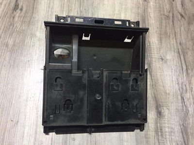 Попільничка центральна 1Т0857962В Volkswagen Passat B7, б.в. 1Т0857962В фото