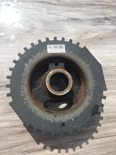 Шкив коленвала 0704012833 Mazda 3 ВК, б.у. 0704012833 фото
