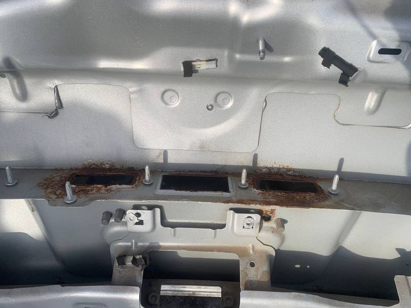 Крышка багажника Volkswagen Passat B6, 2005-2011 г., универсал, USA, MRKU5644015, б.у. MRKU5644015 фото