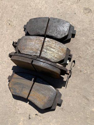 Колодки тормозные передние Subaru Impreza 3, 2007-2011 г., б.у. 025941 фото