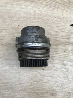 Крышка масляного фильтра Toyota Avalon 3.5 бензин 2005-2012 г, б. у. 1562031060 1562031060 фото