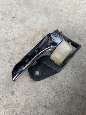 Ручка задних левых дверей внутренняя Toyota Avalon GSX30, 2005-2012 г., б.у. 54588788 фото