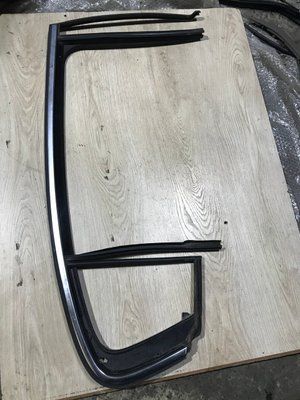 Ущільнювач дверей задній правий Volkswagen Passat B6, 2007 р., седан, 3C5845212, б.в.  3C5845212  фото