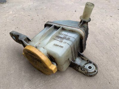 Бачок жидкости ГУР Subaru Impreza 3, 2007-2011 г., 34630AG000, б.у. 34630AG000 фото