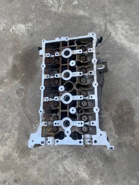 ГБЦ із блоком Jeep Patriot, 2.0, 2.4 бензин, USA, 04884510AD, б.в. 04884510AD фото