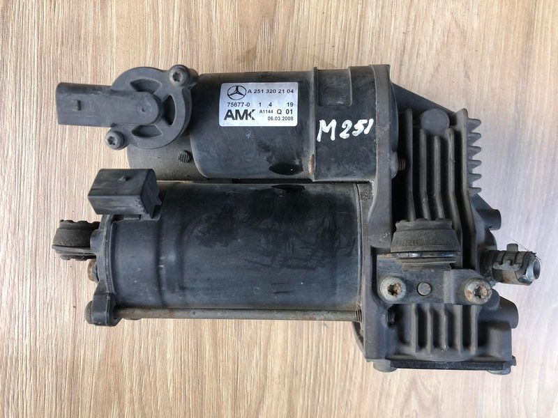 Компресор пневмопідкачування (амортизаторів) 2513202104 Mercedes W251, R-class, б.в. 2513202104 фото