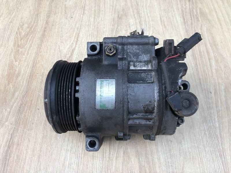 Компрессор кондиционера Mercedes W220 S-class, б.у 0002305111  0002305111 фото
