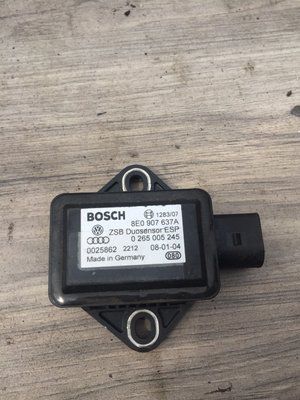 Датчик поперечного прискорення 8E0 907 637 A Volkswagen Passat B5+, б.в. 8E0 907 637 A фото