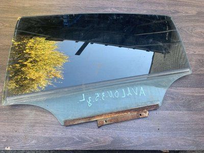 Скло задньої лівої двері Toyota Avalon 2005-2012, б.в. 2016101760 фото