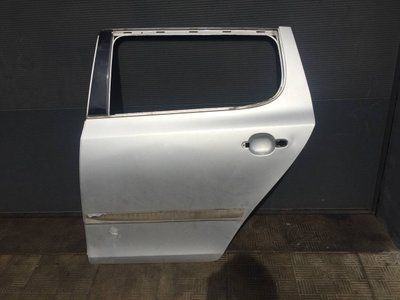 Двери задние левые Skoda Fabia New, б.у. 45567766677 фото