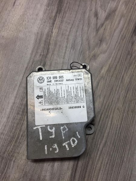 Блок управления Airbag Vag 1С0909605, б.у. 1С0909605 фото