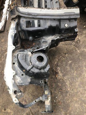 Чверть кузова передня права Mercedes w221, S-клас 2216201061 фото