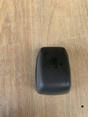 Заглушка крепления детского кресла Nissan Almera Classic B10RX 2006-2012 г, б.у. 8341331700 8341331700 фото