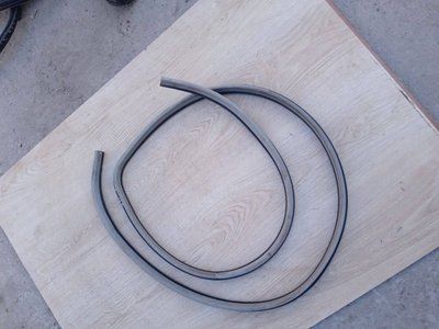 Ущільнювач передніх дверей на кузові Chevrolet Aveo T250 2005-201 р, б. в. 96467380 96467380 фото