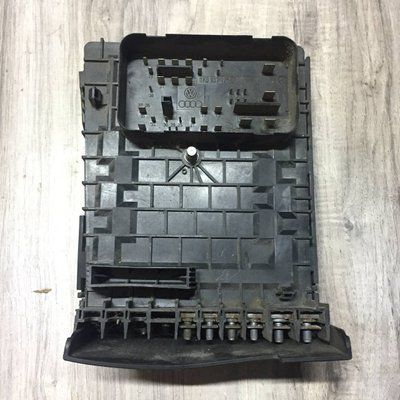Блок предохранителей 1К0937125 Skoda Yeti, б.у. 1К0937125 фото