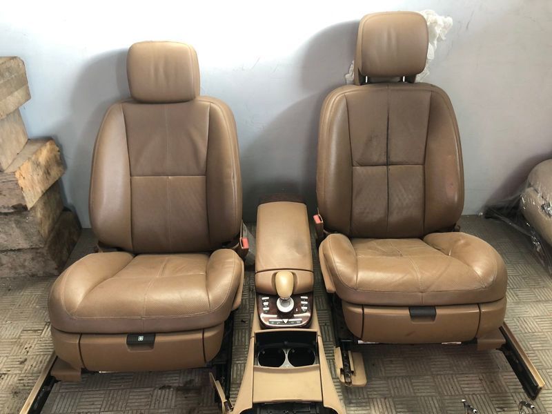 Салон, коричневий Mercedes W221, S-клас 536778 фото