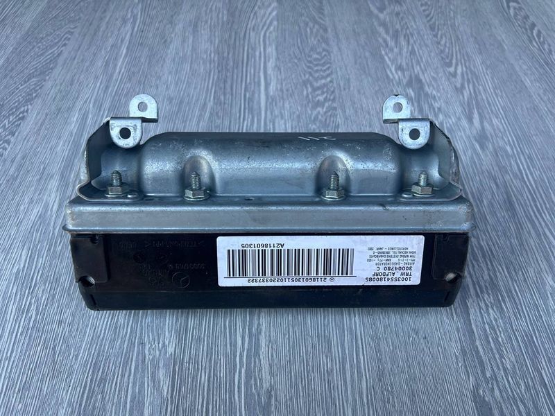 Подушка безпеки пасажира Mercedes W211 E-class, 2118601305, б.в. 2118601305 фото