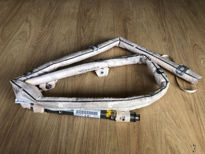 Подушка безопасности сбоку (шторка) правая LR049973, CK5214K159AE Range Rover Vogue L405, б.у LR049973, CK5214K159AE фото