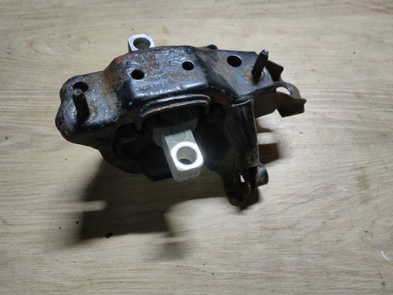 Подушка коробки Skoda Fabia 1, 2005 р., 6Q0199555, б.в. 00-9-9- фото