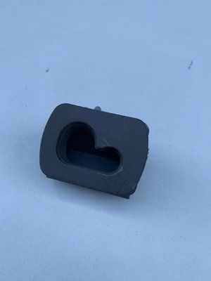 Кронштейн потолка Audi A4 B5 2000 г., 8D9861705H, б.у. 8D9861705H фото