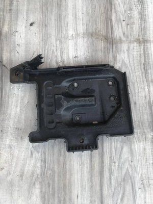 Полка  аккумулятора Hyundai i30 2007-2012 г, б.у. 371502H100 фото