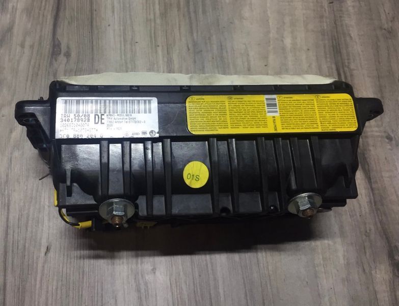 Подушка безпеки пасажира 3С0880204G Volkswagen B6, б.в. 3С0880204G фото