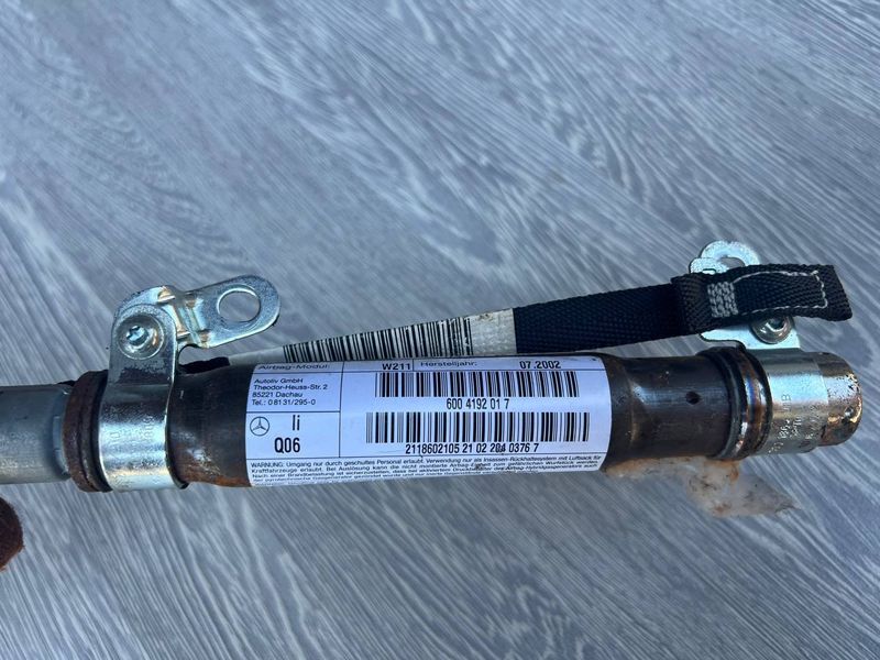 Потолочная подушка безопастности, левая Mercedes W211 E-class, 2118602105, б.у.  2118602105 фото