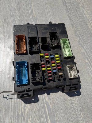 Блок запобіжників Ford Focus MK3, 2011-2018 р., USA, DV6T14A073GD, б. в. DV6T14A073GD фото