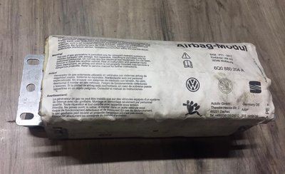 Подушка безпеки пасажира 6Q0880204А Skoda Fabia 1, б.в. 6Q0880204А фото