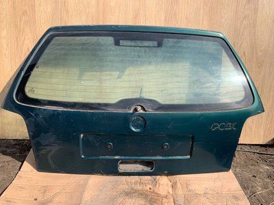 Кришка багажника Volkswagen Polo hatchback, б.в 45678990 фото