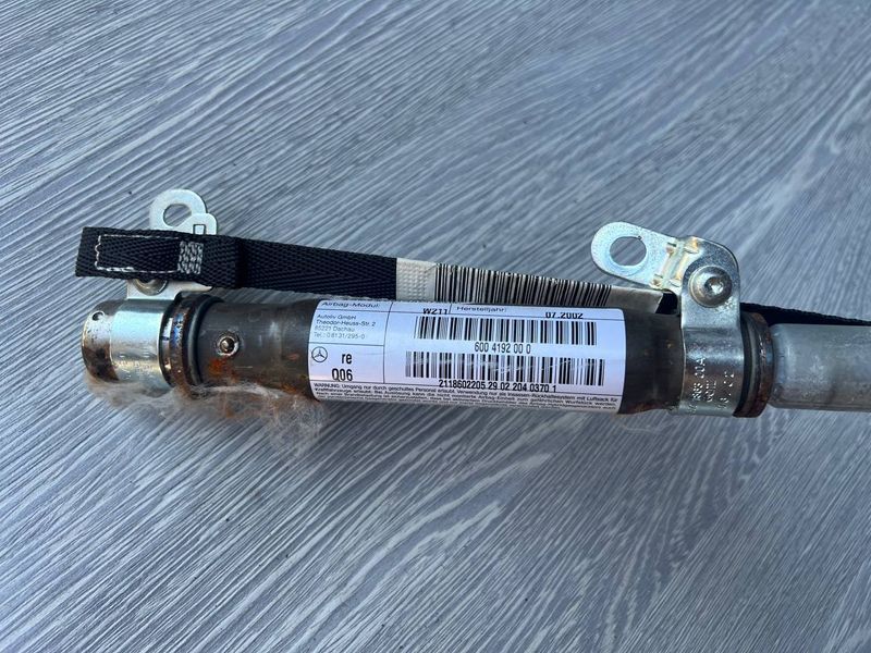 Стельова подушка безпеки, права Mercedes W211 E-class, 2118602205, б.в. 2118602205 фото