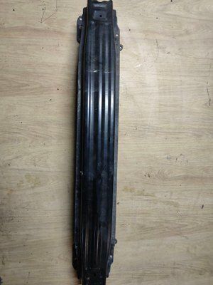 Підсилювач бампера передній Skoda Fabia 1, 2005 р., 6Y0807109A, б.в. 6Y0807109A фото