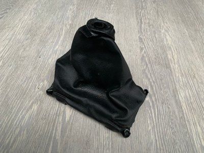 Кожух, чехол на рычаг переключения передач Mazda 3 BK, 2003-2009 г., мкпп, б.у. 02131 фото