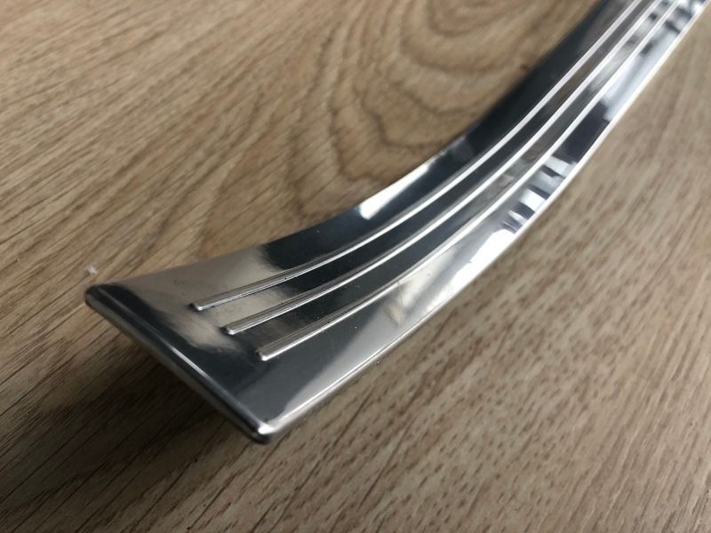 Хром накладка порога двери заднего левого Mercedes w221, S-класс 2216801935 фото