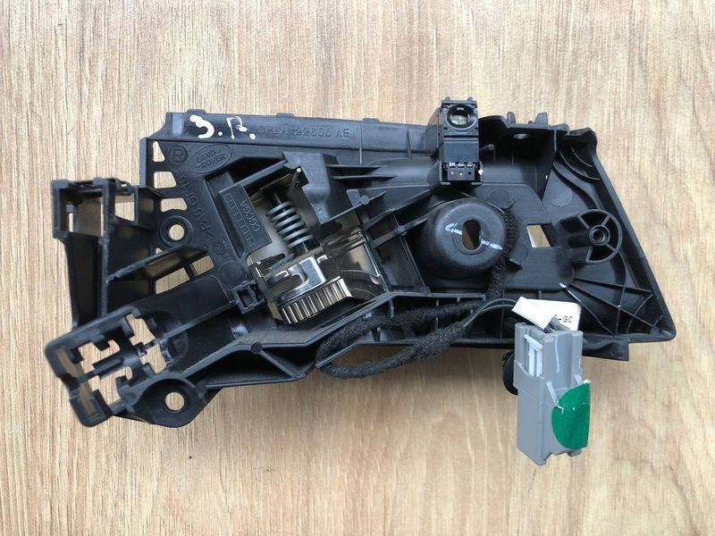Ручка дверей салону задня права CPLA22600AE Range Rover Vogue L405, б.в. CPLA22600AE фото