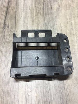 Кронштейн стабілізатора напруги 5К0971846 Volkswagen Passat B7, б.в. 5К0971846 фото