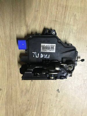Замок передний левый Skoda Fabia 1, 3B1837015AM, б.у. 3B1837015AM фото
